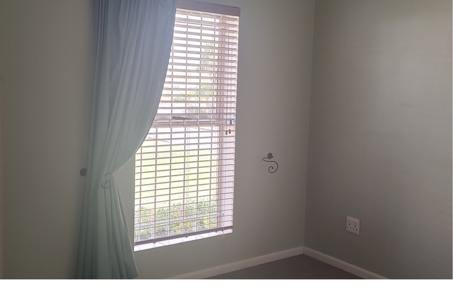 2 Bedroom Property for Sale in Protea Heights Western Cape